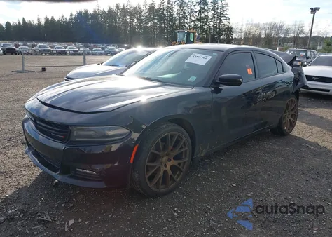 2016 Dodge Charger Sxt z USA, uszkodzony, nr VIN 2C3CDXHG7GH332815